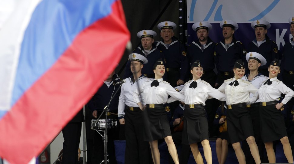 Tanzgruppe der russischen Marine.jpg